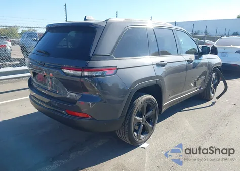 2025 Jeep Grand Cherokee Altitude X 4X4 z USA, uszkodzony, nr VIN 1C4RJHAG2SC302857